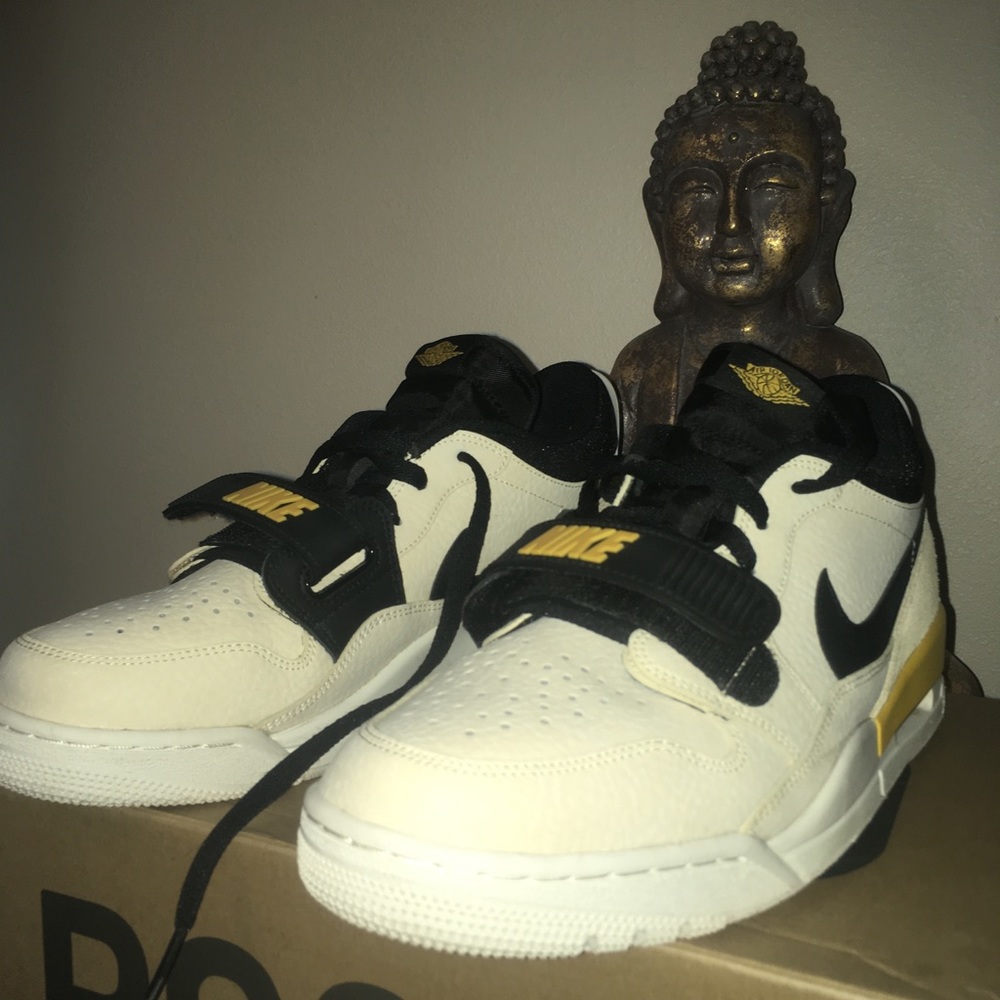 Jordan Legacy 312 Low’s - Pale Vanilla